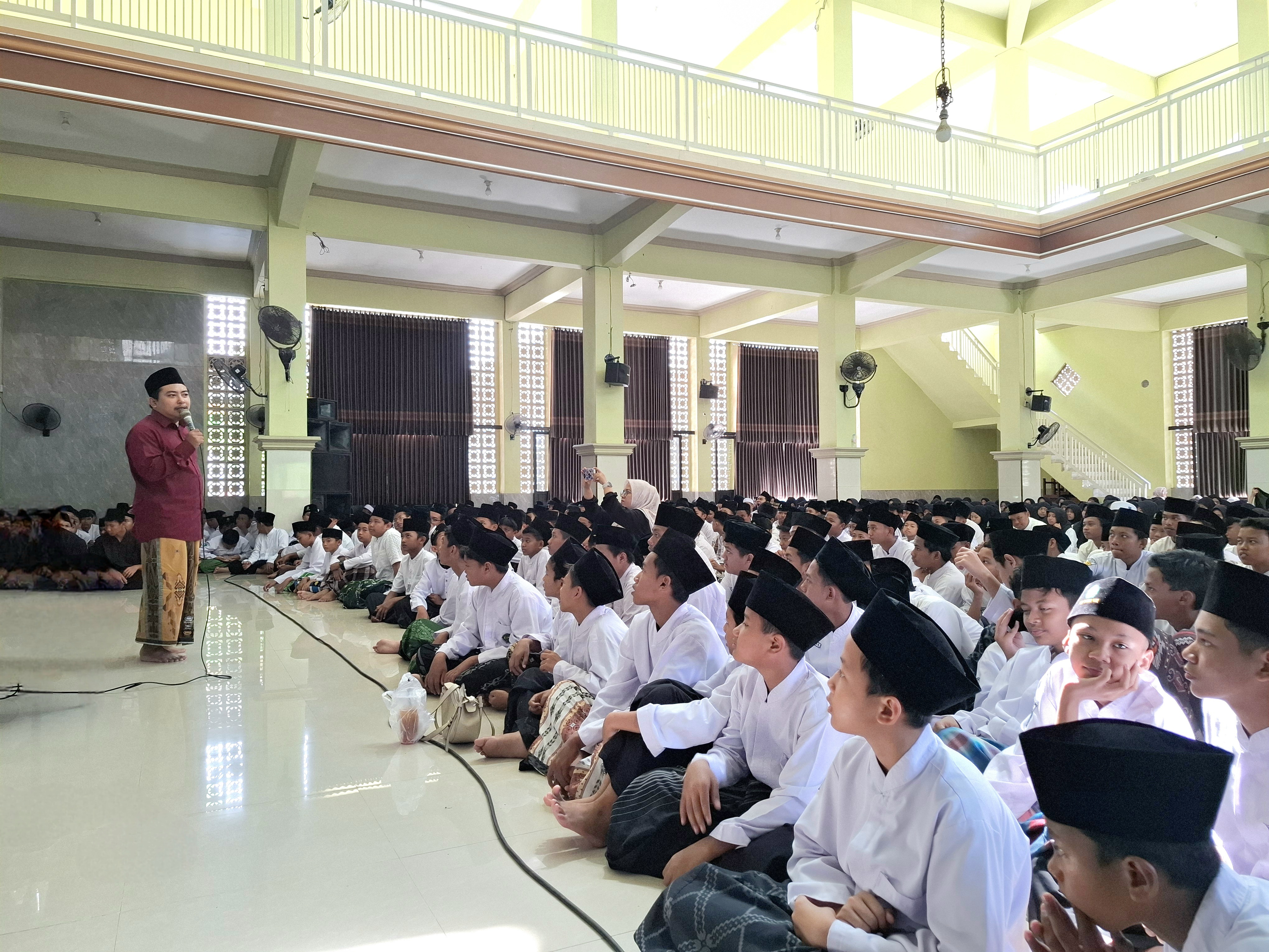Kajian Islami Siswa Madrasah Tsanawiyah (MTs)